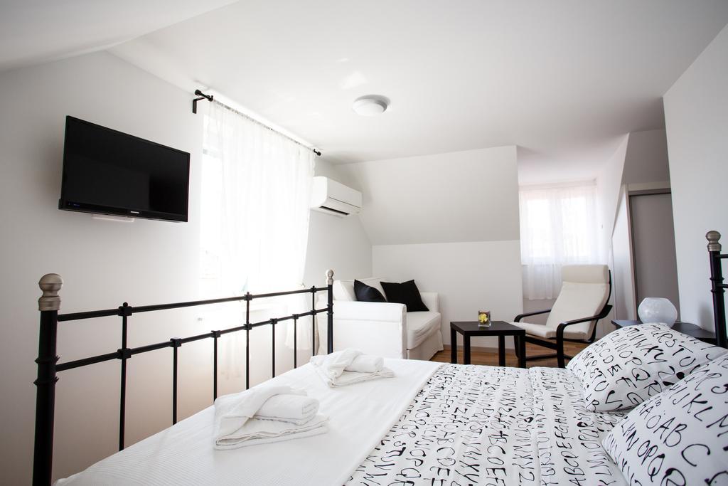 Neva Old Town Apartments 스플리트 객실 사진
